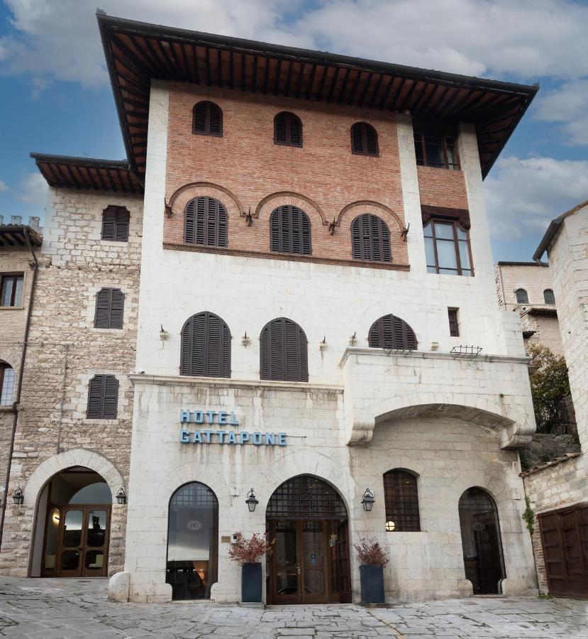 Hotel Gattapone Gubbio Buitenkant foto